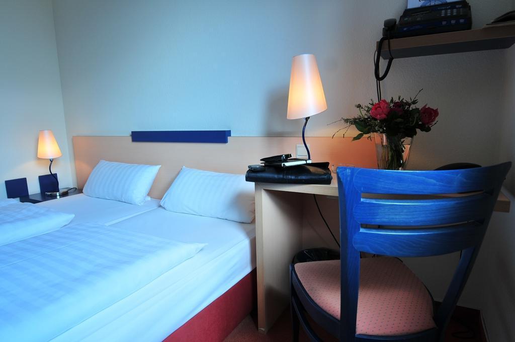 Hotel Am Tierpark Гота Екстер'єр фото